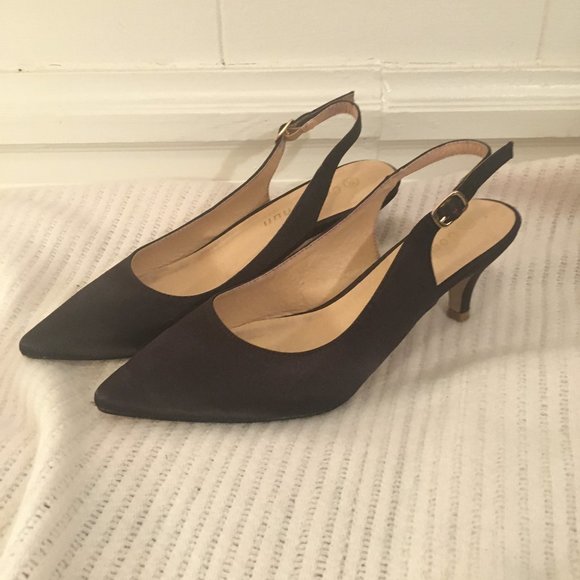 ComeShun Satin Kitten Heel - Picture 3 of 4